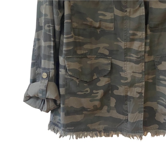Sanctuary Camo Fray‎ Hem Utility Jacket - Picture 5 of 12